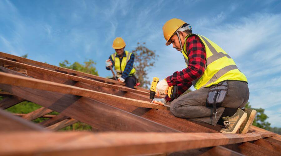 Expert Emergency Roof Repairs services in Mapleton, KS